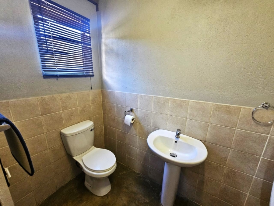 To Let 1 Bedroom Property for Rent in Buffelshoek AH North West